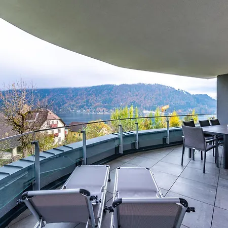Mit Bergpanorama & Seeblick - 